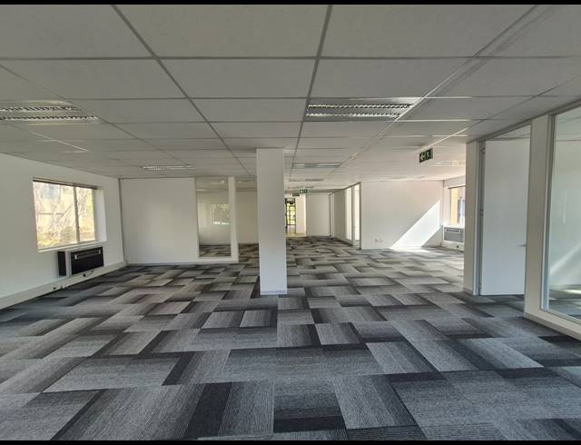 321M² OFFICE TO LET IN SANDTON CENTRAL